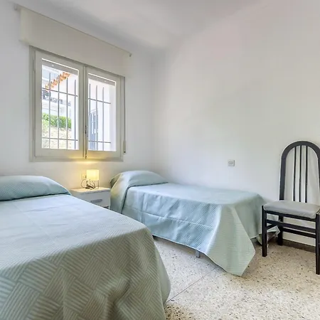 With Scenic View Apartman Montjoi